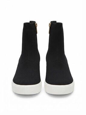 DKNY Black Knit Slip-On Wedge Platform Sneakers Gold Zipper Size 5.5